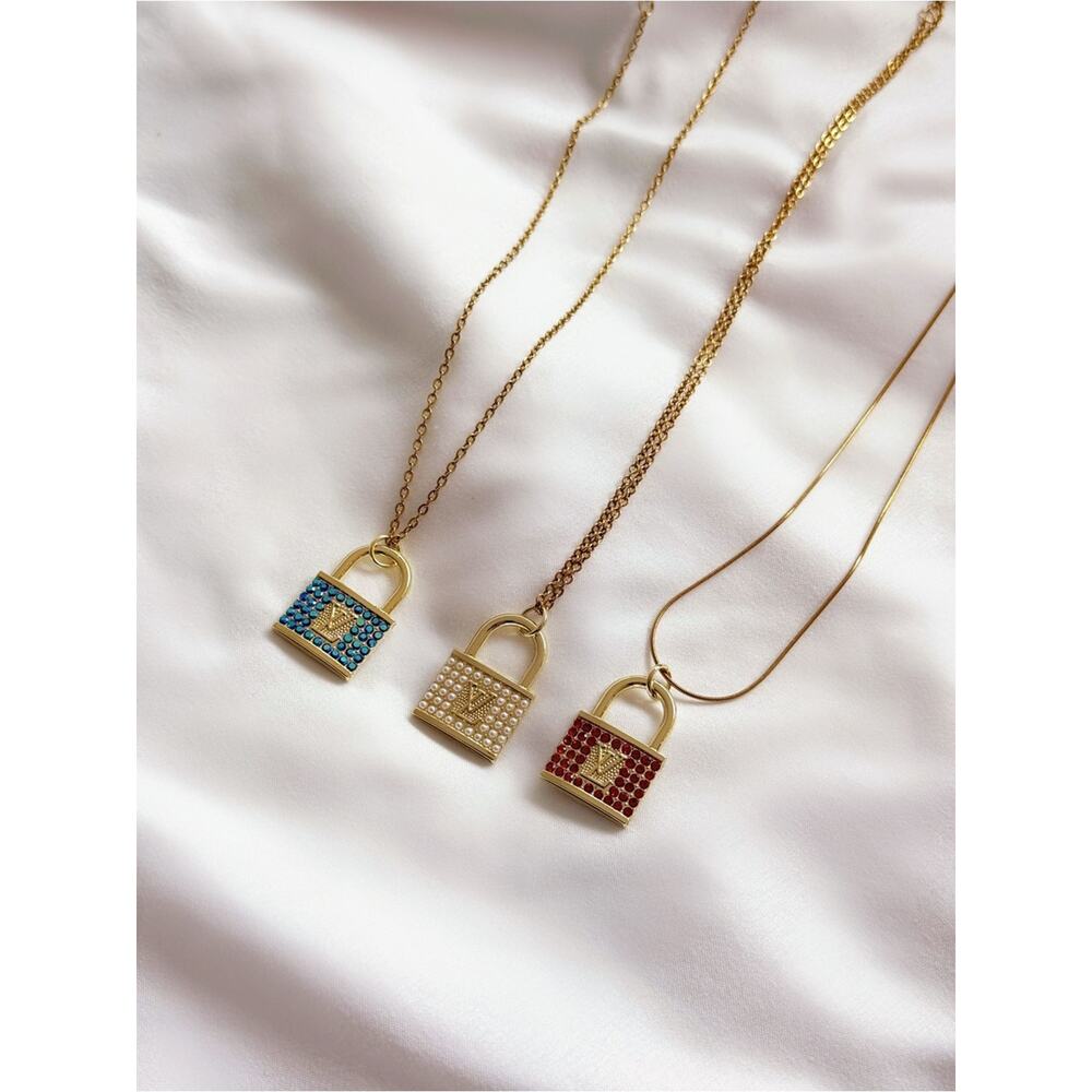 🎁BOGO Sale! Vintage ONLY 1! LV Lock Upcycled Necklace